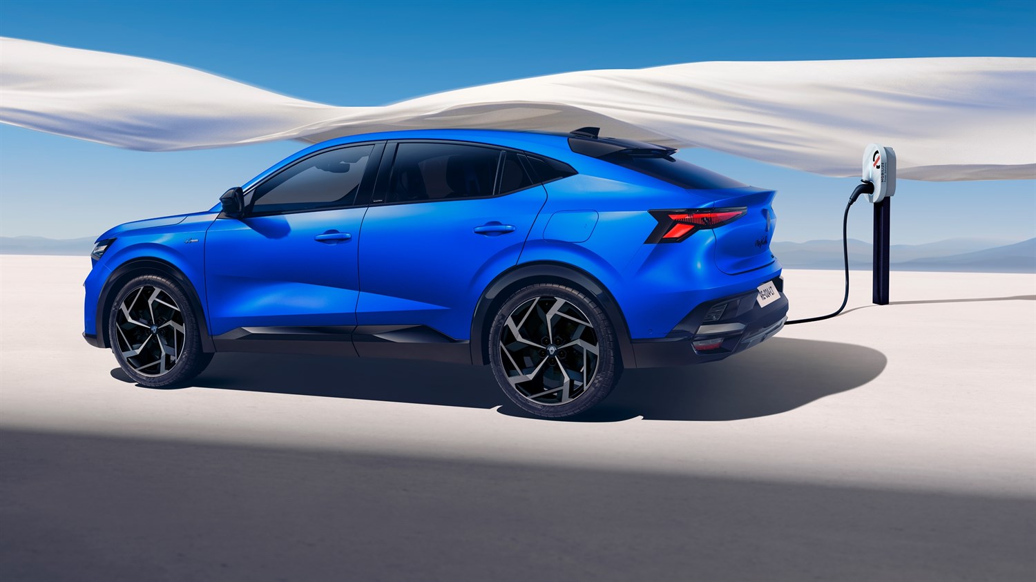 vehicles equipped with Renault E-Tech plug-in hybrid