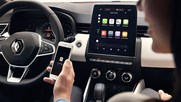 Renault multimedia systems - compare