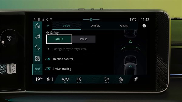 my safety - R4 E-Tech electric - Renault