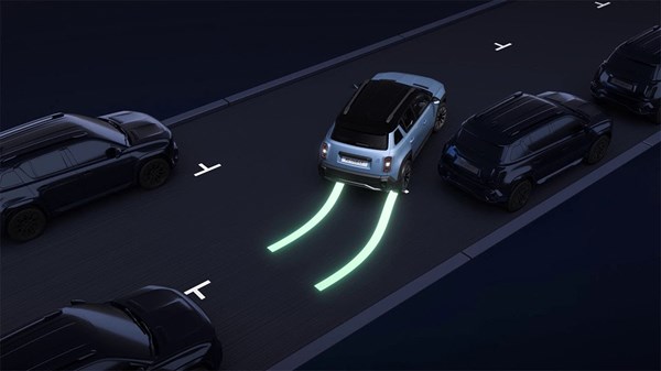 hand free parking - R4 E-Tech electric - Renault