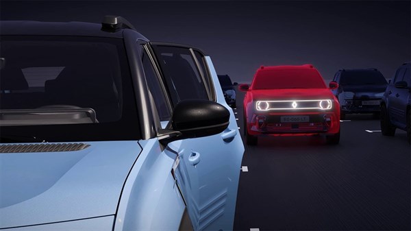 occupant safe exit - R4 E-Tech electric - Renault