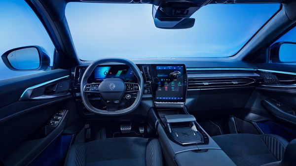 Renault Rafale E-Tech full hybrid - connected services 