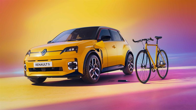 charging - V2L - Renault 5 E-Tech electric