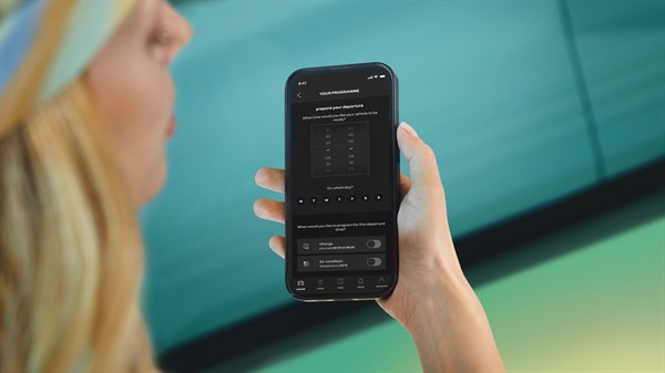 scheduling your charging and temperature remotely -
Renault 4 E-Tech electric
