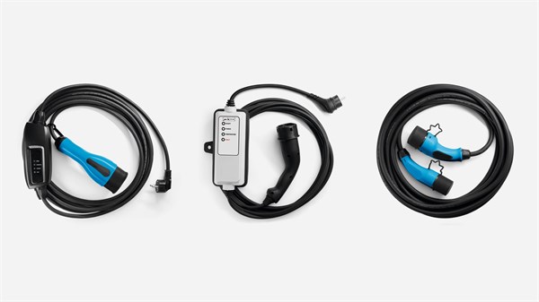 3 types of cables - Renault 4 E-Tech electric