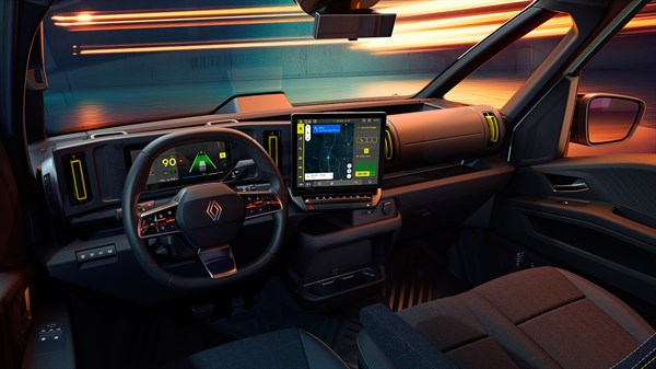 new Renault Trafic Van E‑Tech electric - high-tech dashboard