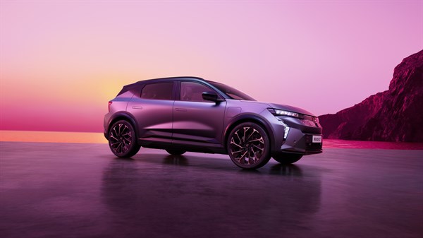 profile - Renault Scenic E-Tech electric