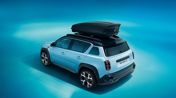 Renault roof box on transverse roof bars - Renault 4 E-Tech electric