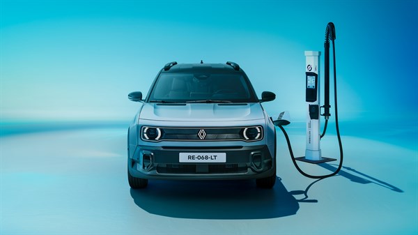 DC fast charging - Renault 4 E-Tech electric