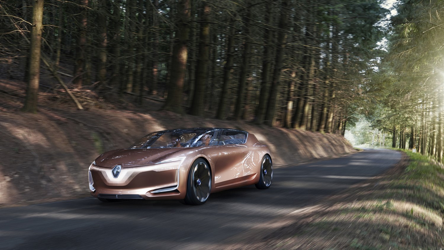 Renault SYMBIOZ Concept - on the road
