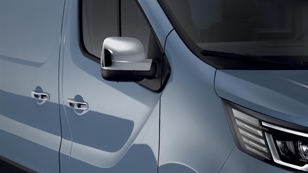 all-new renault Trafic - chrome-finish wing mirror shells