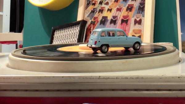 Renault 4 anniversary 4L stop motion @patagraph