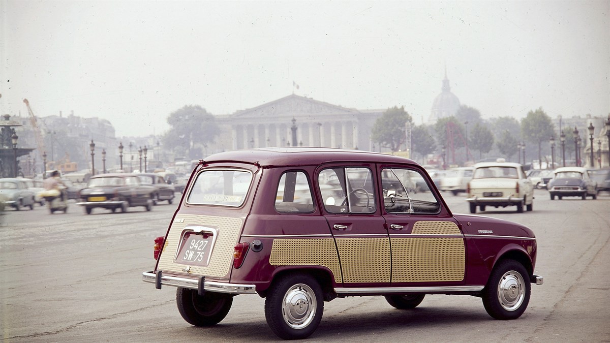 Renault 4 parisienne - ’63 model