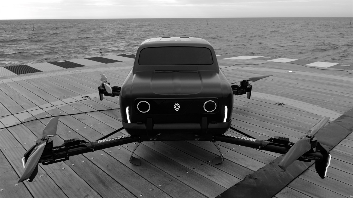 Renault and Thearsenale unveil AIR4: where we're going, we don't need roads